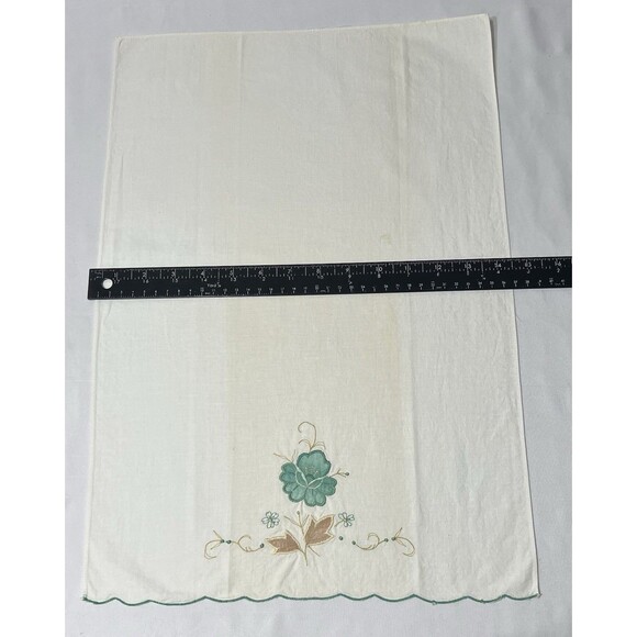 Set Of 3 vintage napkins table linen floral scalloped edge spring Farmhouse LN - Picture 10 of 14